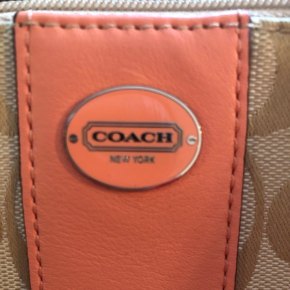 Coach wristlet - barely used! - Picture 6 of 6